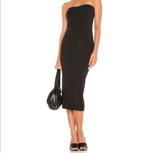 Sexy black strapless dress. Brand: Skin